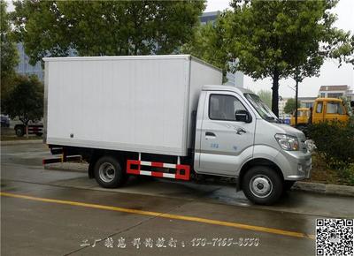 東營冷凍車改裝廠 專業冷藏車改裝服務，聯系電話15071658550